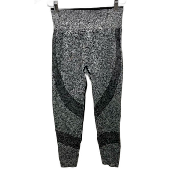 PINK Victoria’s Secret Grey Seamless High-Waist Workout Tight Size Medium - Picture 1 of 16